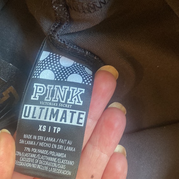 Pink Victoria's Secret, Ultimate Yoga Workout Capri | Black Gray | XS - Picture 3 of 5